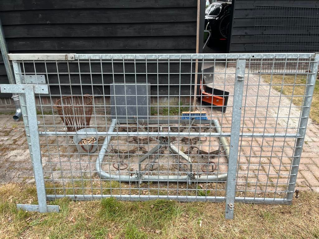IJzeren poort, gegalvaniseerd, met ophanging en sluiting, Ophalen, Met poort, Gebruikt, Tuinhek