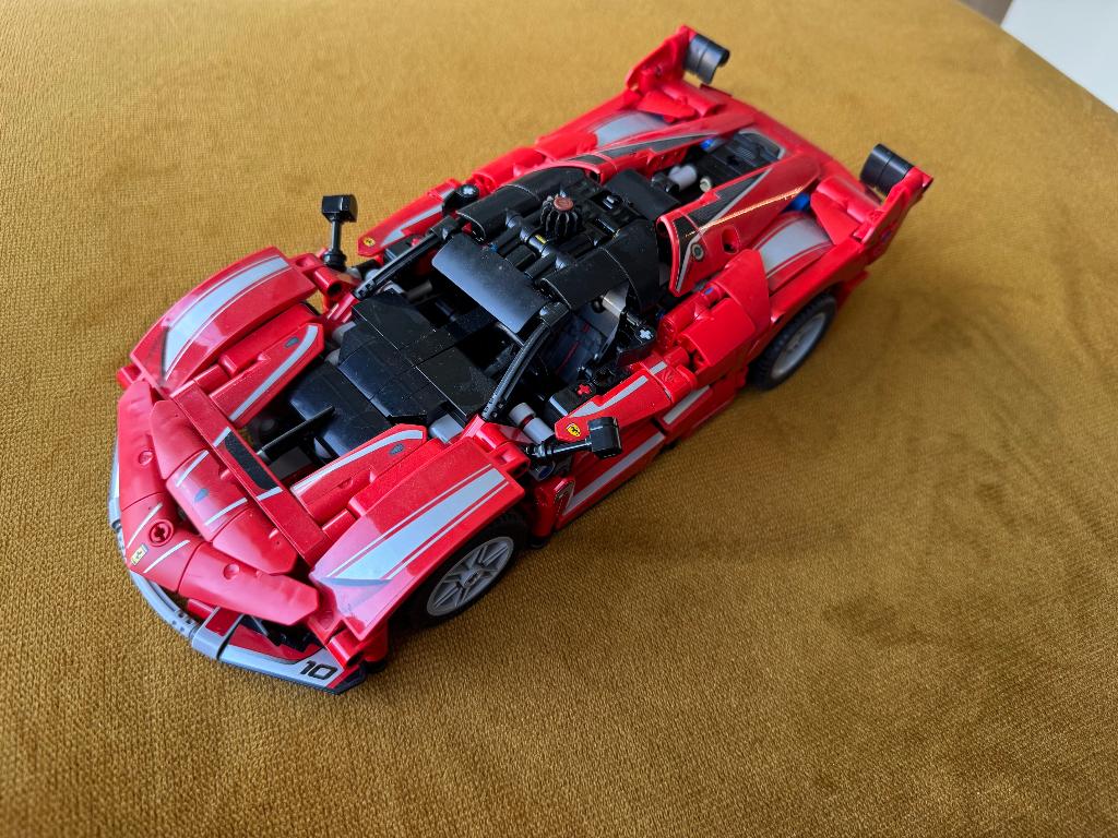 technic lego ferrari 42212, Kinderen en Baby's, Speelgoed | Duplo en Lego, Lego, Ophalen of Verzenden, Zo goed als nieuw, Complete set
