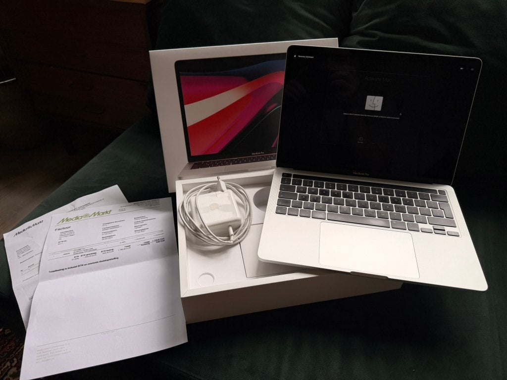 Apple MacBook Pro 13" M1 | 16GB RAM | 512GB SSD | Factuur