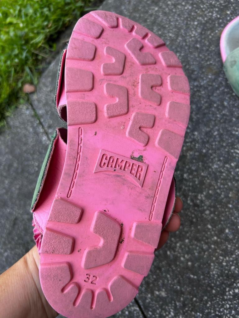 Camper sandalen maat 32 - gedragen, nog in goede staat, Kinderen en Baby's, Kinderkleding | Schoenen en Sokken, Ophalen of Verzenden