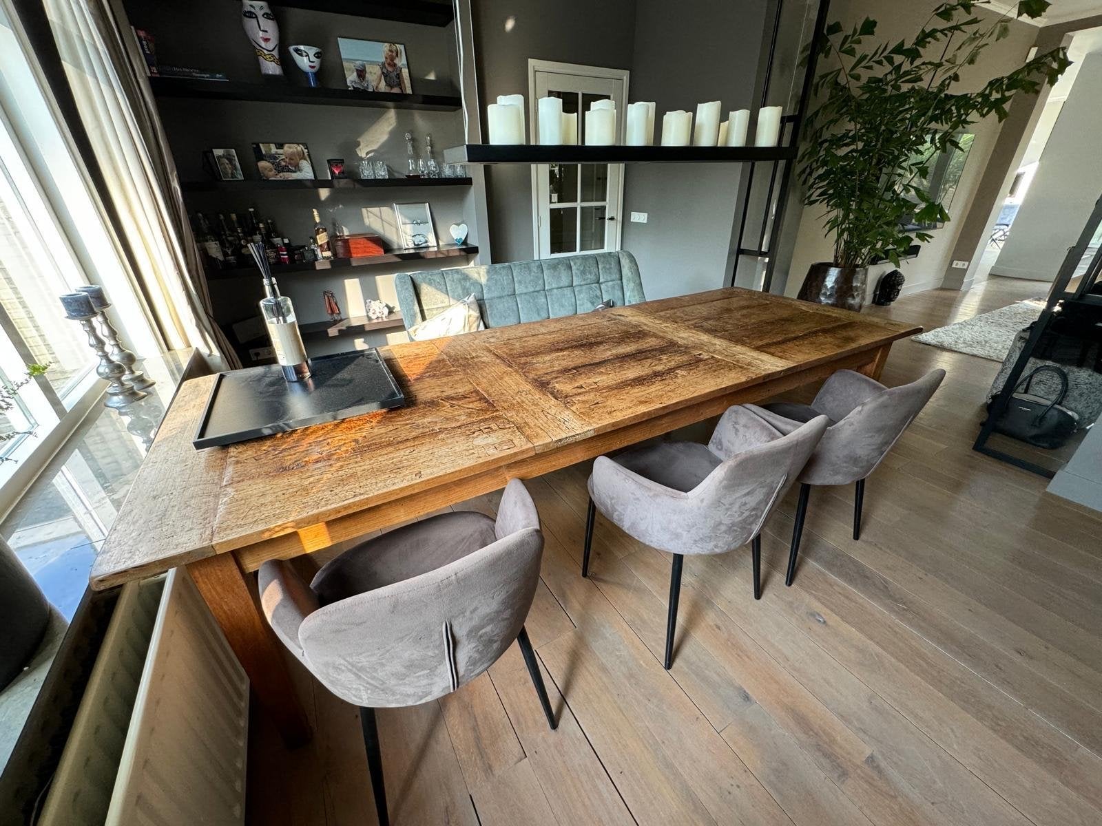 Robuuste houten eettafel - perfect voor gezellige diners, Huis en Inrichting, Ophalen, Gebruikt, 200 cm of meer, 50 tot 100 cm