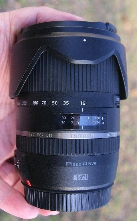 Tamron 16-300mm/F3.5-6.3 DI II VC PZD + UV + zonnekap, Ophalen, Zo goed als nieuw, Overige typen, Zoom