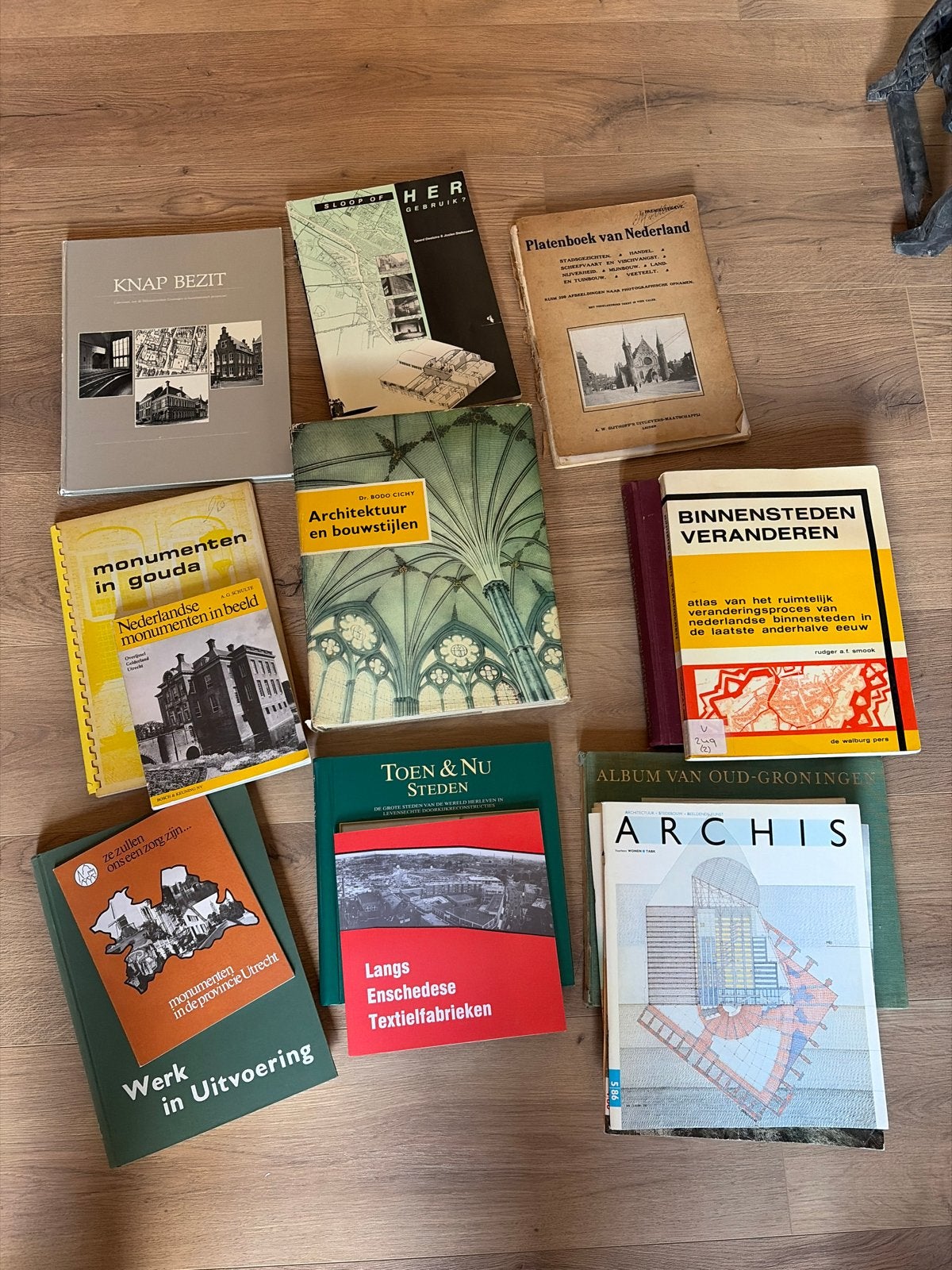 Collectie architectuur- en monumentenboeken, Boeken, Ophalen of Verzenden, Gelezen, Architectuur algemeen
