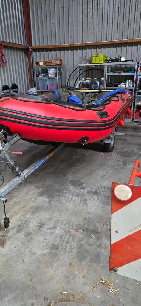 mooie quiksilver boot met selva  buitenboordmotor, Watersport en Boten, Ophalen of Verzenden, Zo goed als nieuw, Benzine, 10 tot 30 pk