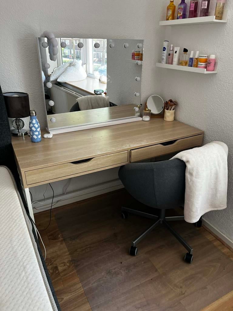 IKEA Bureau met bureaustoel, Huis en Inrichting, Ophalen, Gebruikt, 100 tot 150 cm, Minder dan 100 cm
