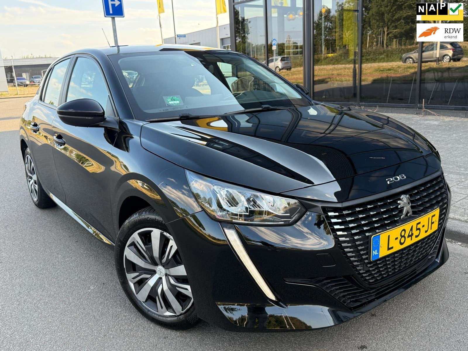 Peugeot 208 1.2 PureTech Active/Navi/Carplay/Airco/Cruise/, Voorwielaandrijving, 101 pk, Euro 6, Origineel Nederlands