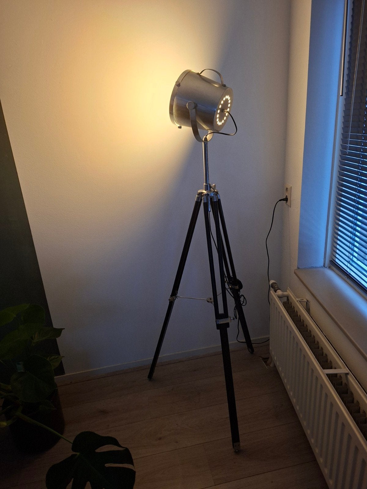 staande metalen chrome lamp, Ophalen, Zo goed als nieuw, Hout, 150 tot 200 cm