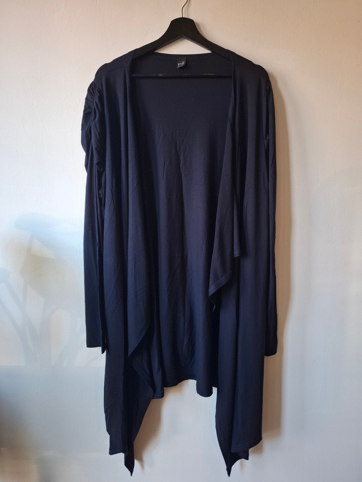 Yoek donkerblauw vest met watervalstrook - Maat XL, Yoek, Blauw, Trui of Vest, Ophalen of Verzenden