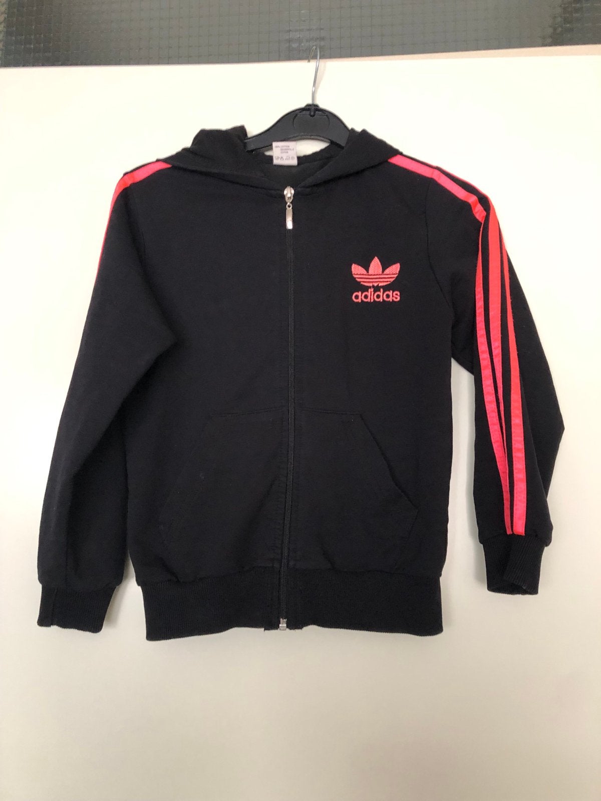 Adidas vest met capuchon - Zwart met roze strepen, Ophalen of Verzenden