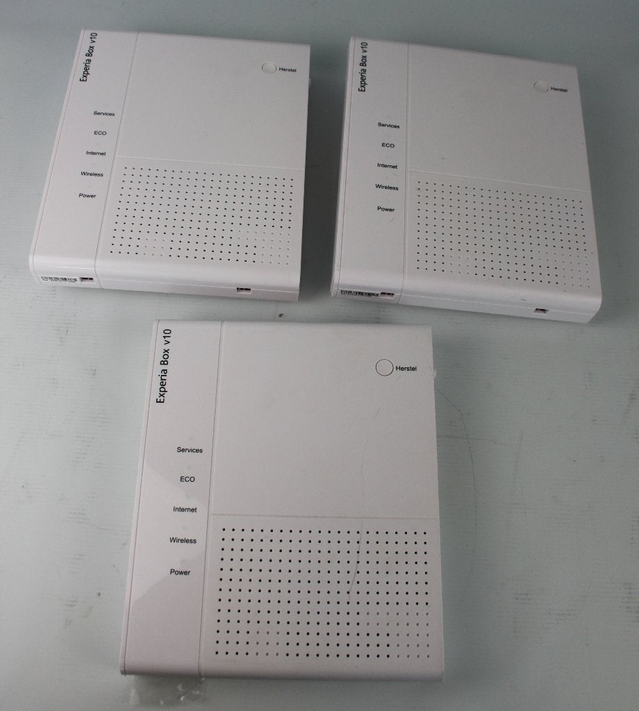 Experia Box V10 / modem / router / nog 2 stuks beschikbaar, Ophalen of Verzenden, Gebruikt, Router met modem, Experia Box