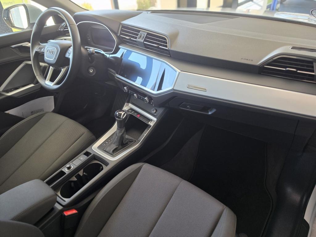 Audi Q3 45 TFSIe PHEV Attitude Plus 245PK 2022 | Automaat |, Auto's, Audi, 12 maanden, Gebruikt, Euro 6, Wit