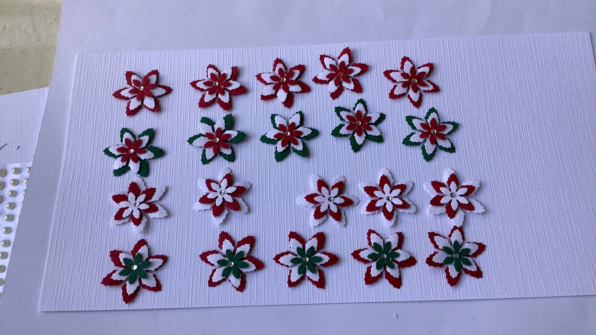 Stansjes bloem (kerst) nr 467, Hobby en Vrije tijd, Kaarten | Zelfgemaakt, Ophalen of Verzenden, Nieuw, Kerst