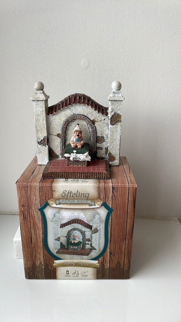 Efteling Miniatuur Baby Gijs, Ophalen of Verzenden, Nieuw, Beeldje of Poppetje