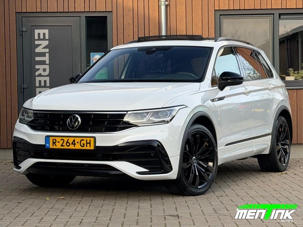 Volkswagen TIGUAN 1.5 TSI DSG R-LINE Pano Camera Virtueel, Auto's, Volkswagen, Adaptive Cruise Control, 4 cilinders, Wit, Origineel Nederlands