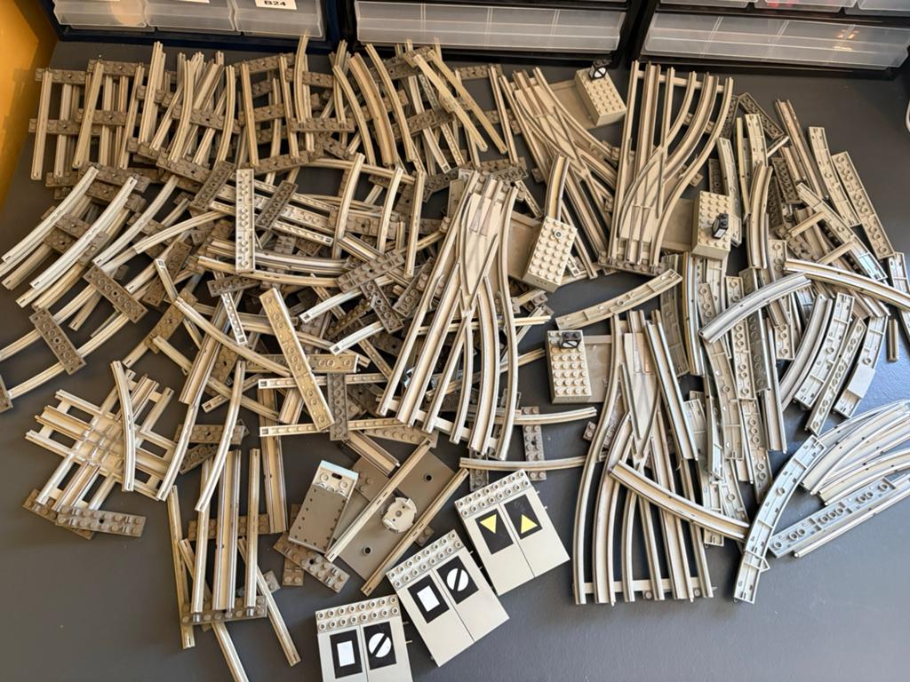 Partij lego 12v trein rails, Kinderen en Baby's, Speelgoed | Duplo en Lego, Lego, Lego, Verzenden, Zo goed als nieuw