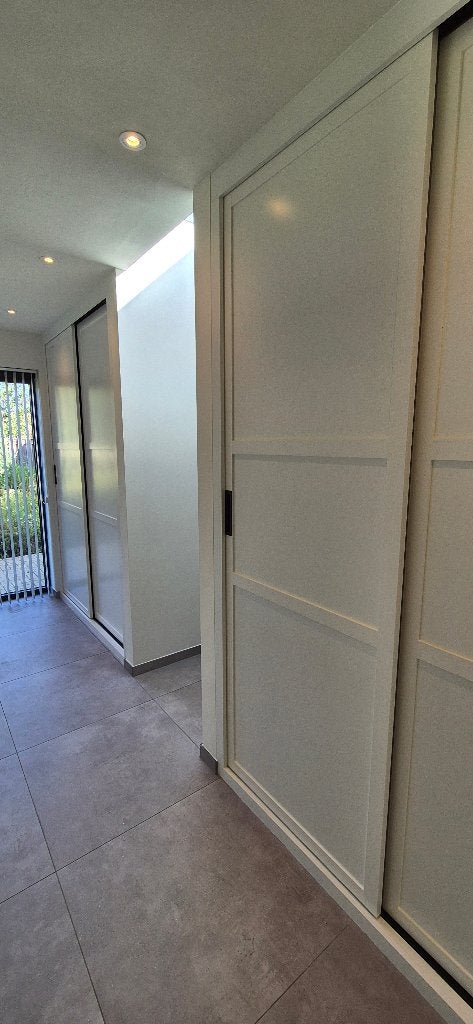 kledingkast garderobekasten op maat, maatwerk inbouw kasten, Garantie, Meubels