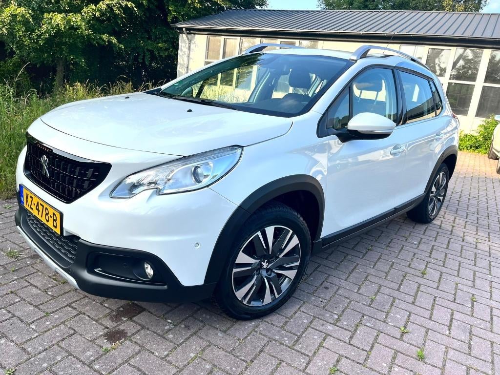 Peugeot 2008 1.2 VTI 81KW Eat6 2017 Wit, Auto's, 1250 kg, Euro 6, 1199 cc, Origineel Nederlands