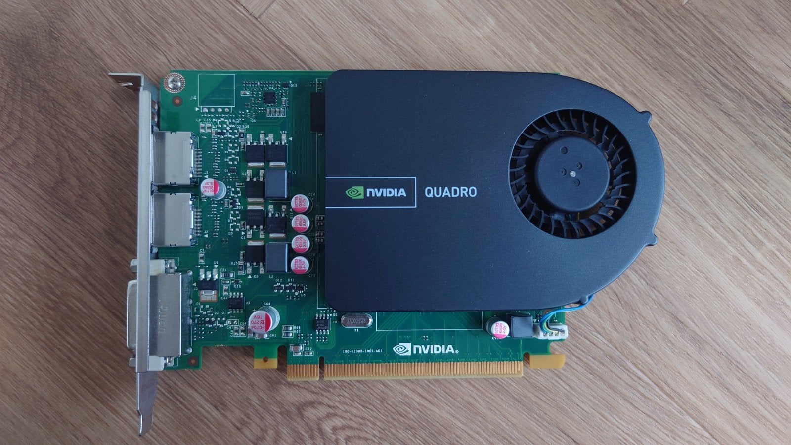Nvidia quadro 2000 2x DisplayPort-poorten 1x DVI, Computers en Software, PCI-Express 2, DVI, Ophalen of Verzenden, Nvidia
