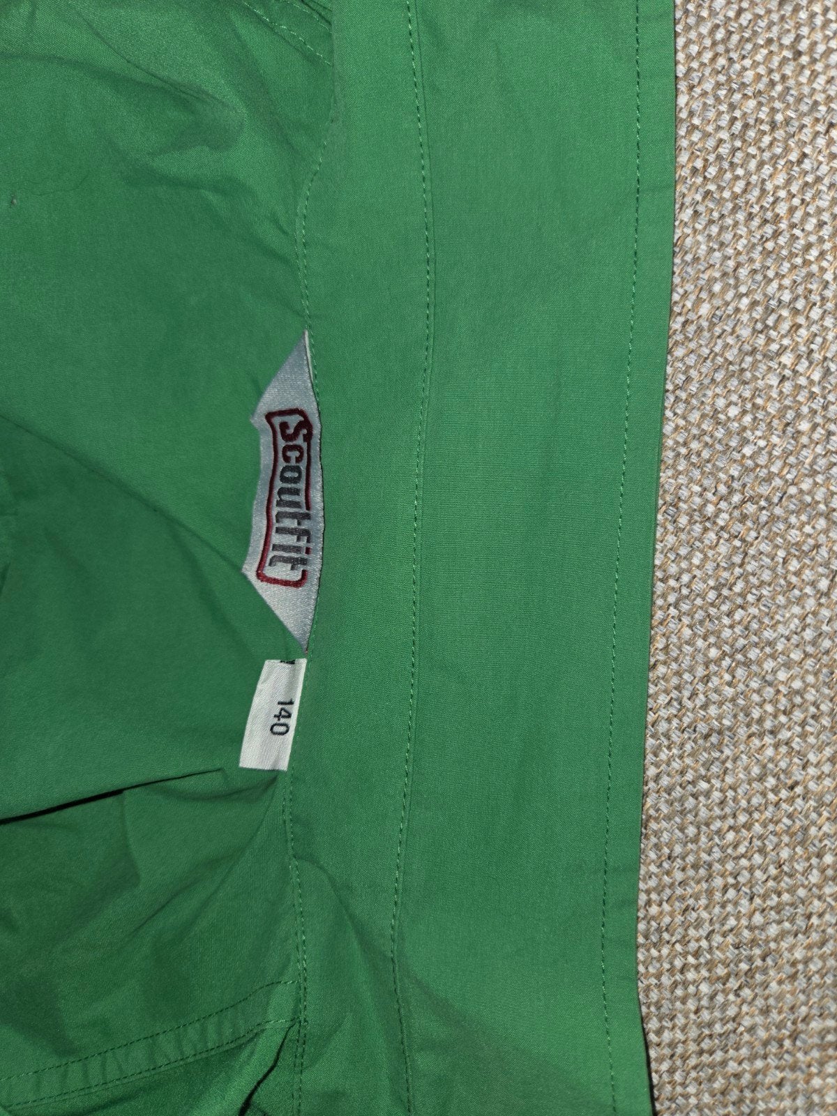 Groen Scoutfit welpen blouse  Maat 140, Verzamelen, Scouting, Ophalen of Verzenden, Gebruikt, Kleding