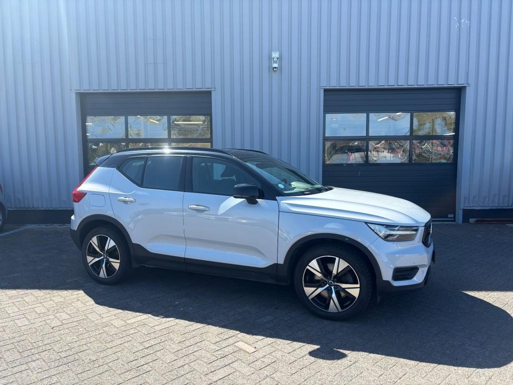 Volvo XC40 1.5 T5 Recharge R-design 262 PK Camera I Harman/K, Automaat, Gebruikt, Start-stop-systeem, Met garantie (alle)