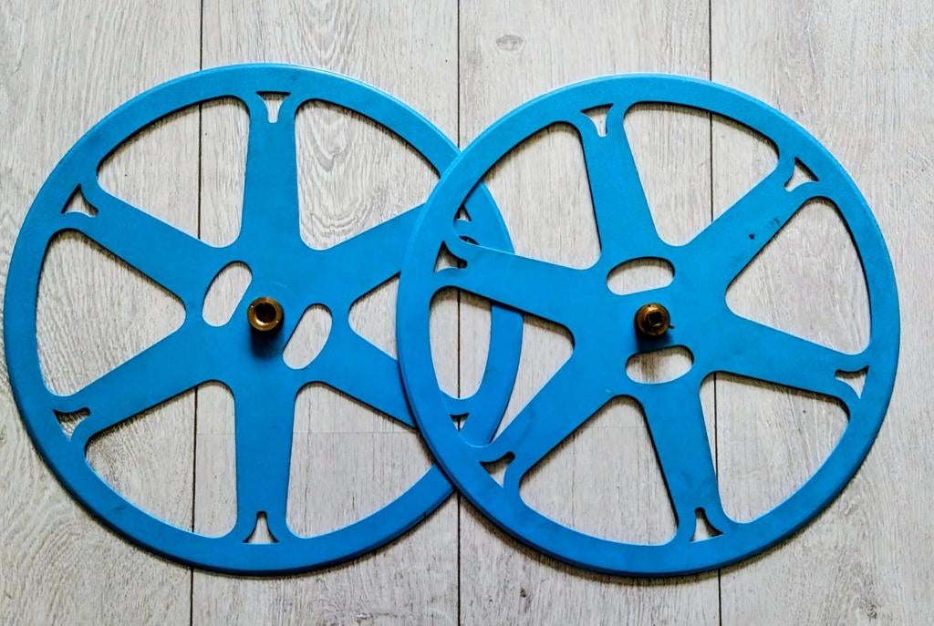 Split Spoel voor 16 mm film 600 meter, Audio, Tv en Foto, Filmrollen, Ophalen of Verzenden, 16mm film