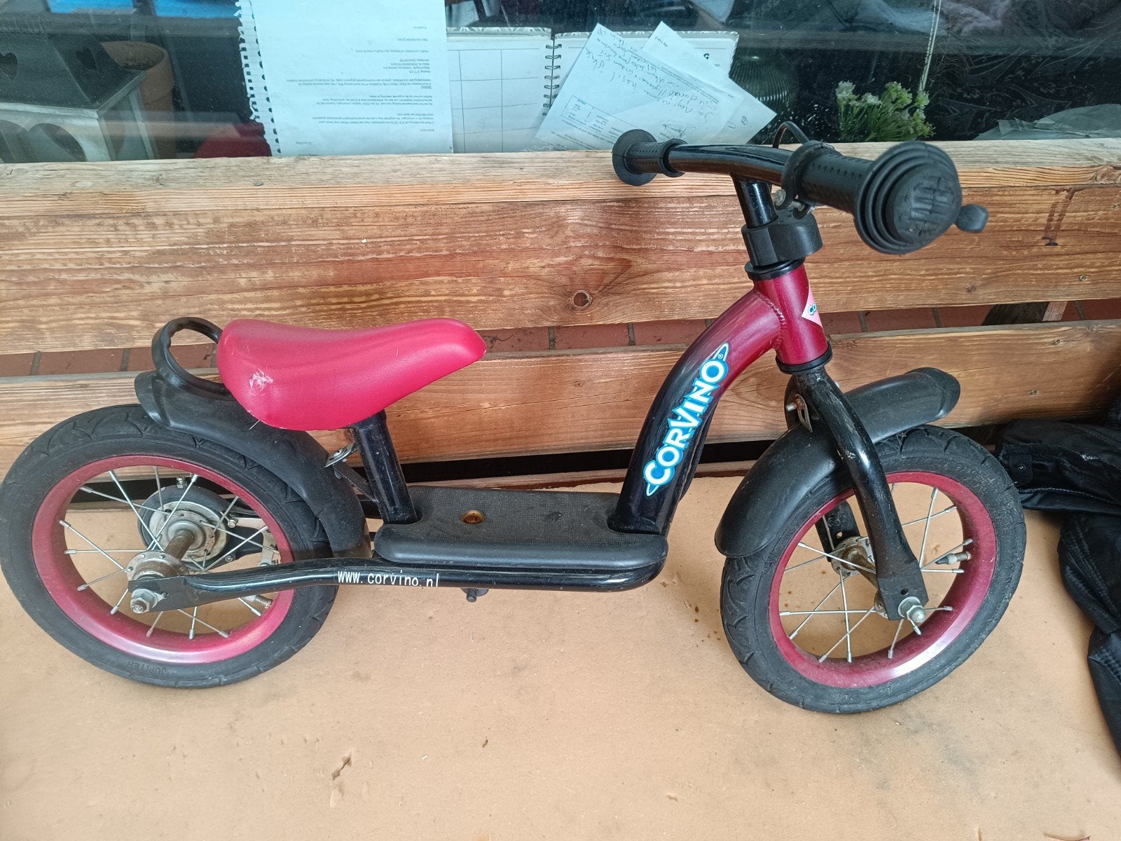 Corvino loopfiets voor de allerkleinsten, Ophalen of Verzenden, Gebruikt, Loopfiets