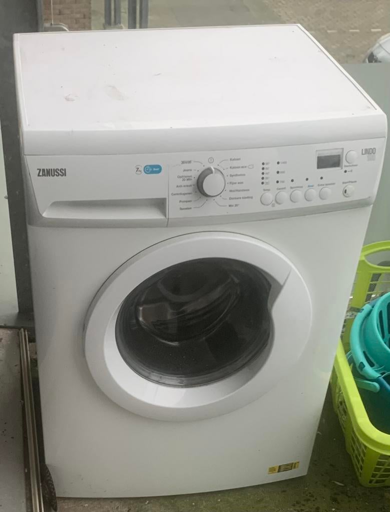 Wasmachine 120€, Witgoed en Apparatuur, Ophalen of Verzenden, Zo goed als nieuw, 1200 tot 1600 toeren