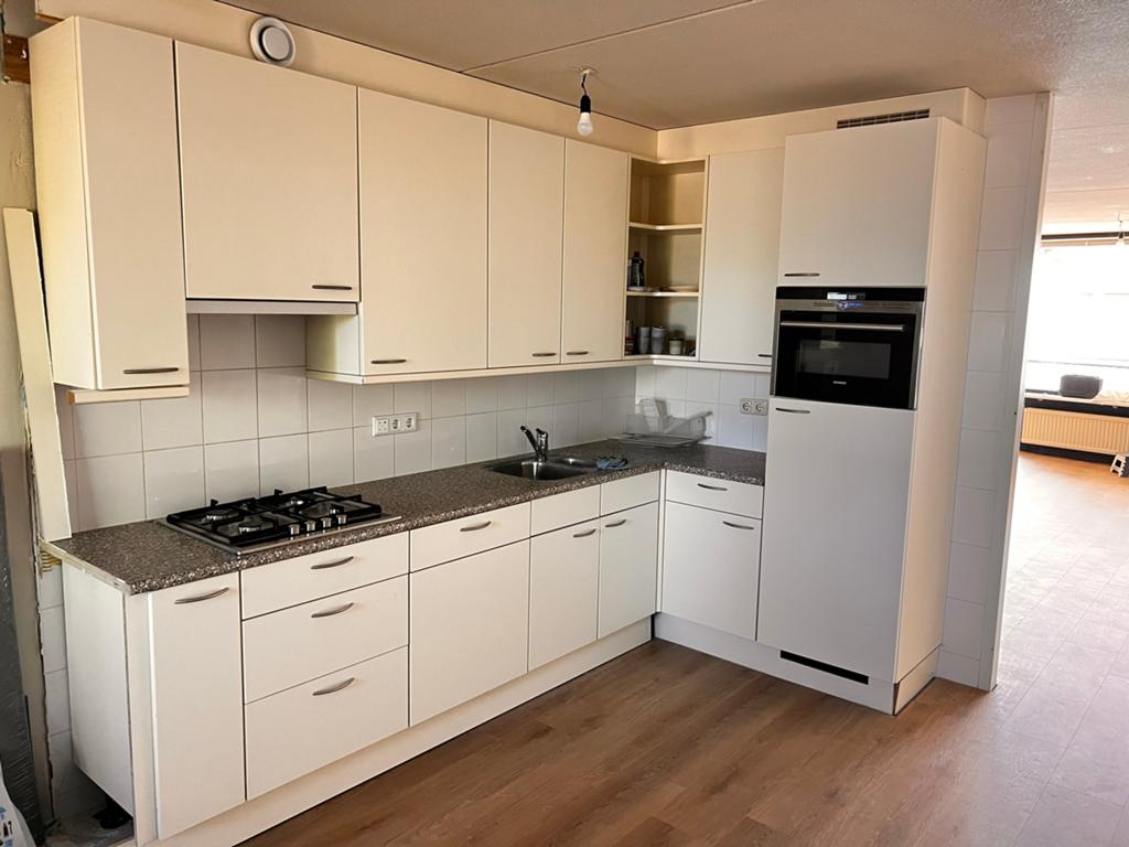 Complete Poggenpohl hoekkeuken met inbouwapparatuur, Ophalen, Gebruikt, Hoekkeuken, Kunststof