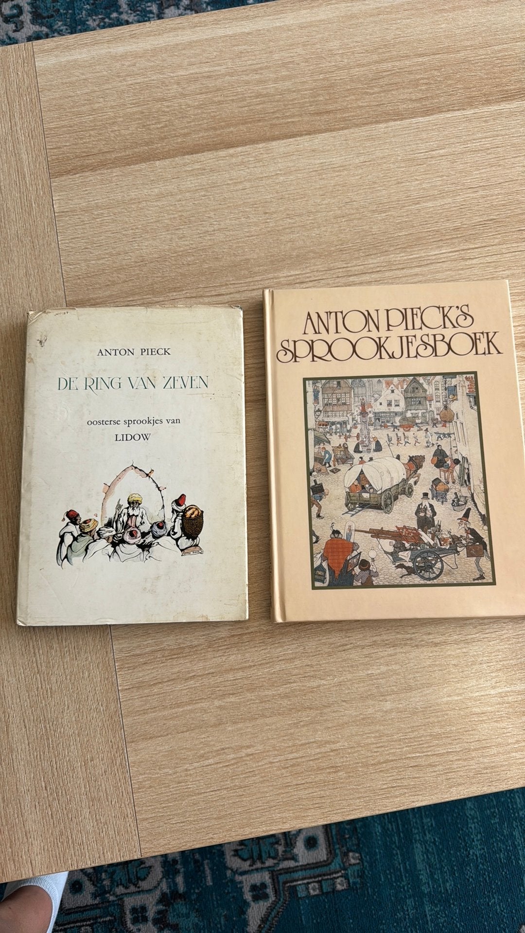 Anton Pieck boeken, Boeken, Ophalen of Verzenden, Gelezen