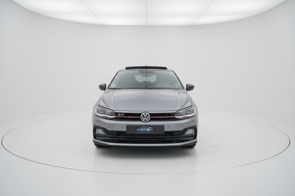 Volkswagen Polo 2.0 TSI GTI PANO VIRTUAL BEATS ACC 200PK, Auto's, Stof, Gebruikt, Zwart, 4 cilinders