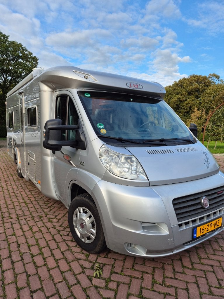 Camper LMC TI6850 Liberty 3 ltr. 158 pk, Ringverwarming, Fiat, 7 tot 8 meter, Particulier