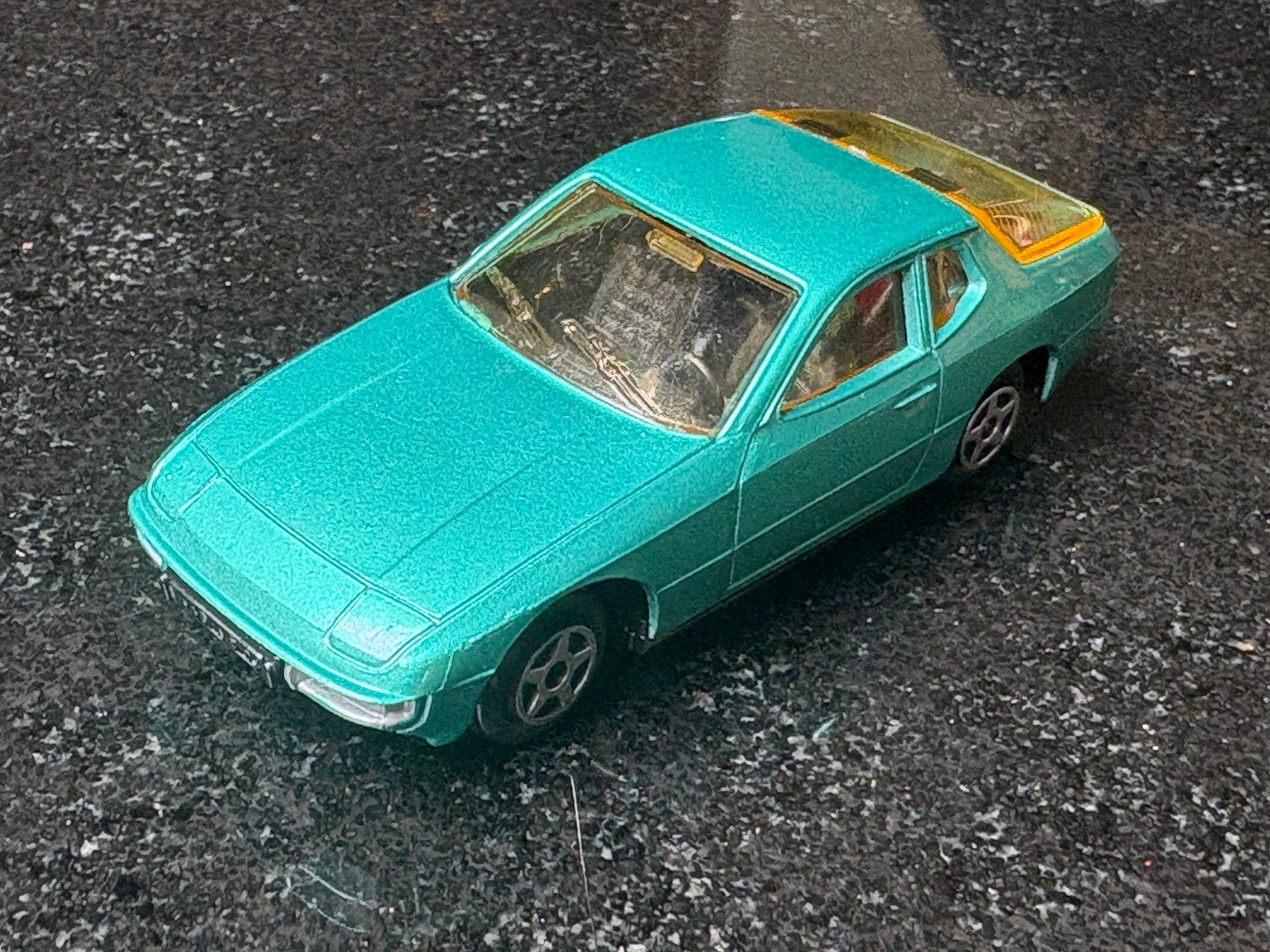 Porsche 924 1:43 Norev, Hobby en Vrije tijd, Modelauto's | 1:43, Ophalen of Verzenden, Gebruikt, Auto, Norev
