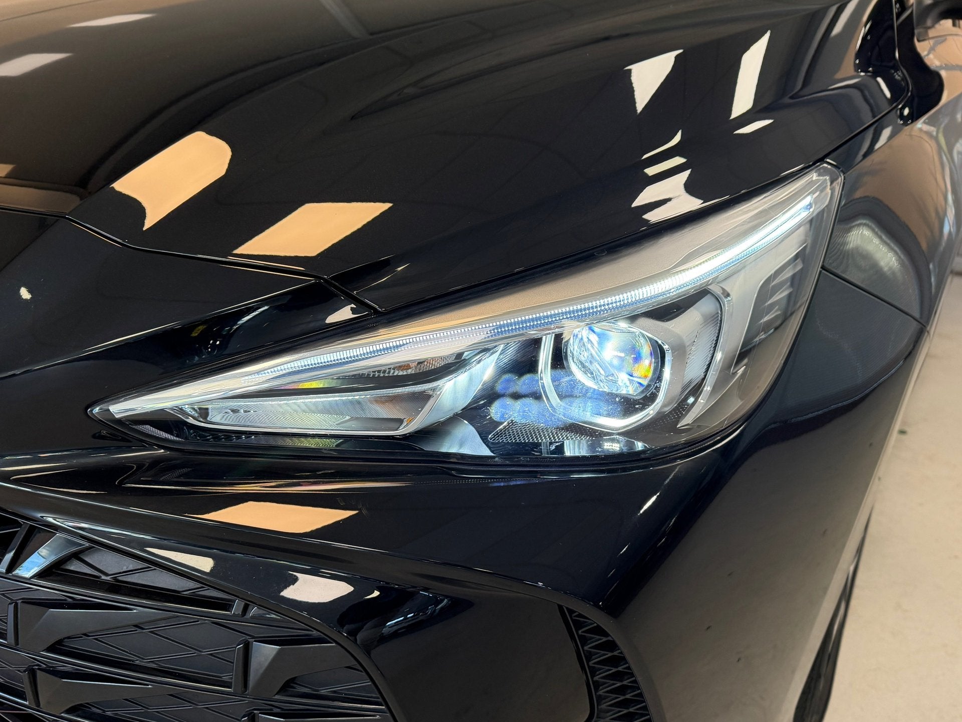 MG MG3 HYBRID+ 1.5 Hybrid+ Luxury | CAMERA | CAR PLAY | 360, Auto's, 4 cilinders, 1283 kg, Leder en Stof, Bedrijf