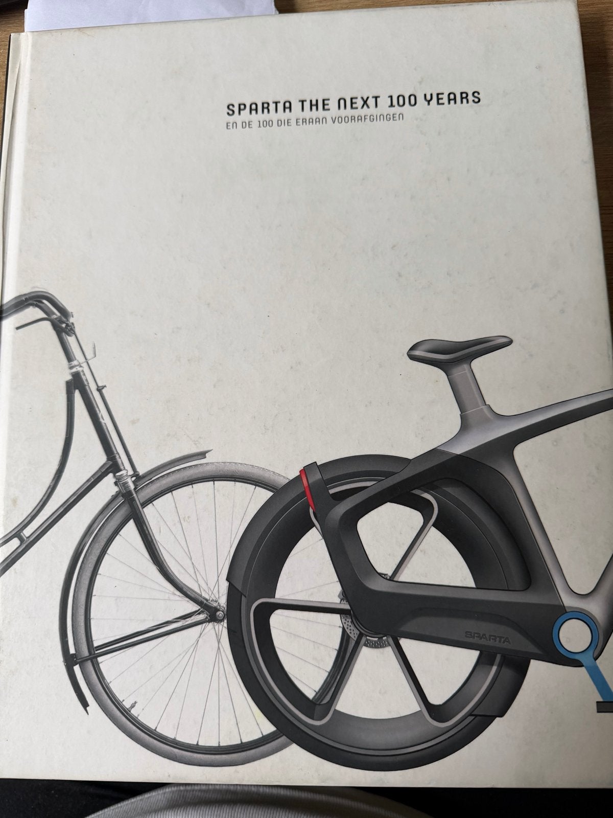 Sparta: The Next 100 Years - Boek over Sparta fietsen, Ophalen of Verzenden, Zo goed als nieuw, Algemeen