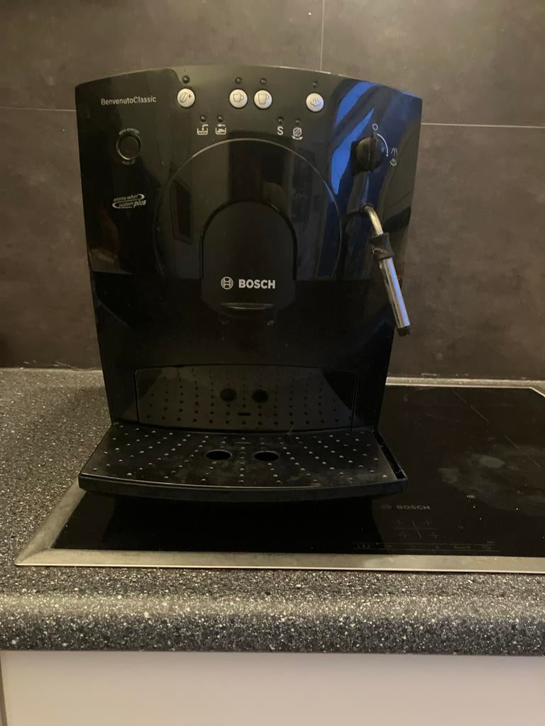 Bosch BenvenutoClassic koffieautomaat, Witgoed en Apparatuur, Koffiezetapparaten, Ophalen, Afneembaar waterreservoir, Koffiemachine