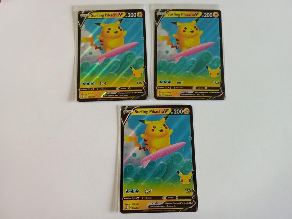 25th Anniversery Celebrations per stuk Surfing Pikachu V, Ophalen of Verzenden, Zo goed als nieuw, Losse kaart, Foil
