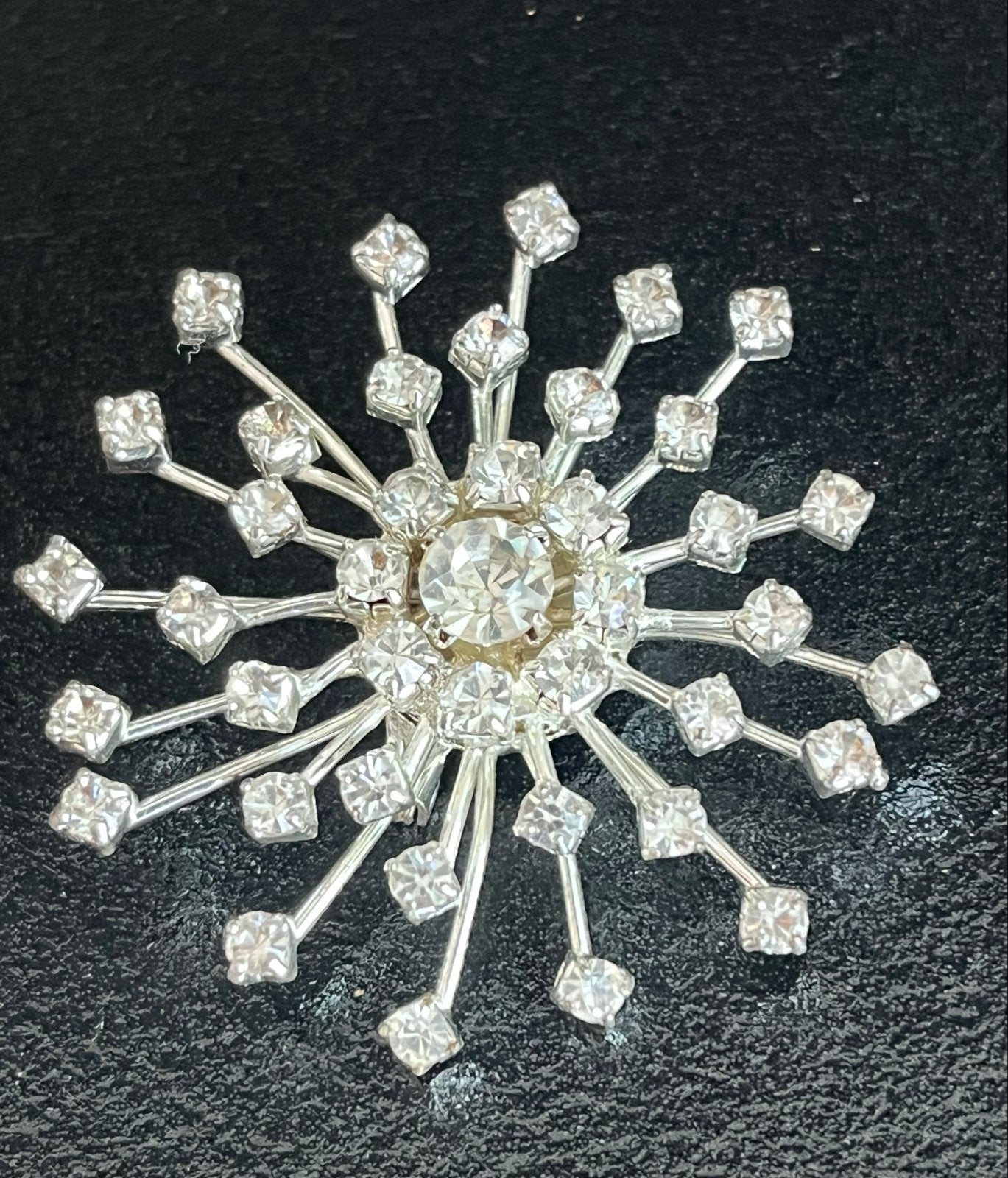 Vintage Starburst  Broche - Zilverkleurig Sterontwerp jr50, Overige materialen, 4 tot 7 cm, Gebruikt, Verzenden