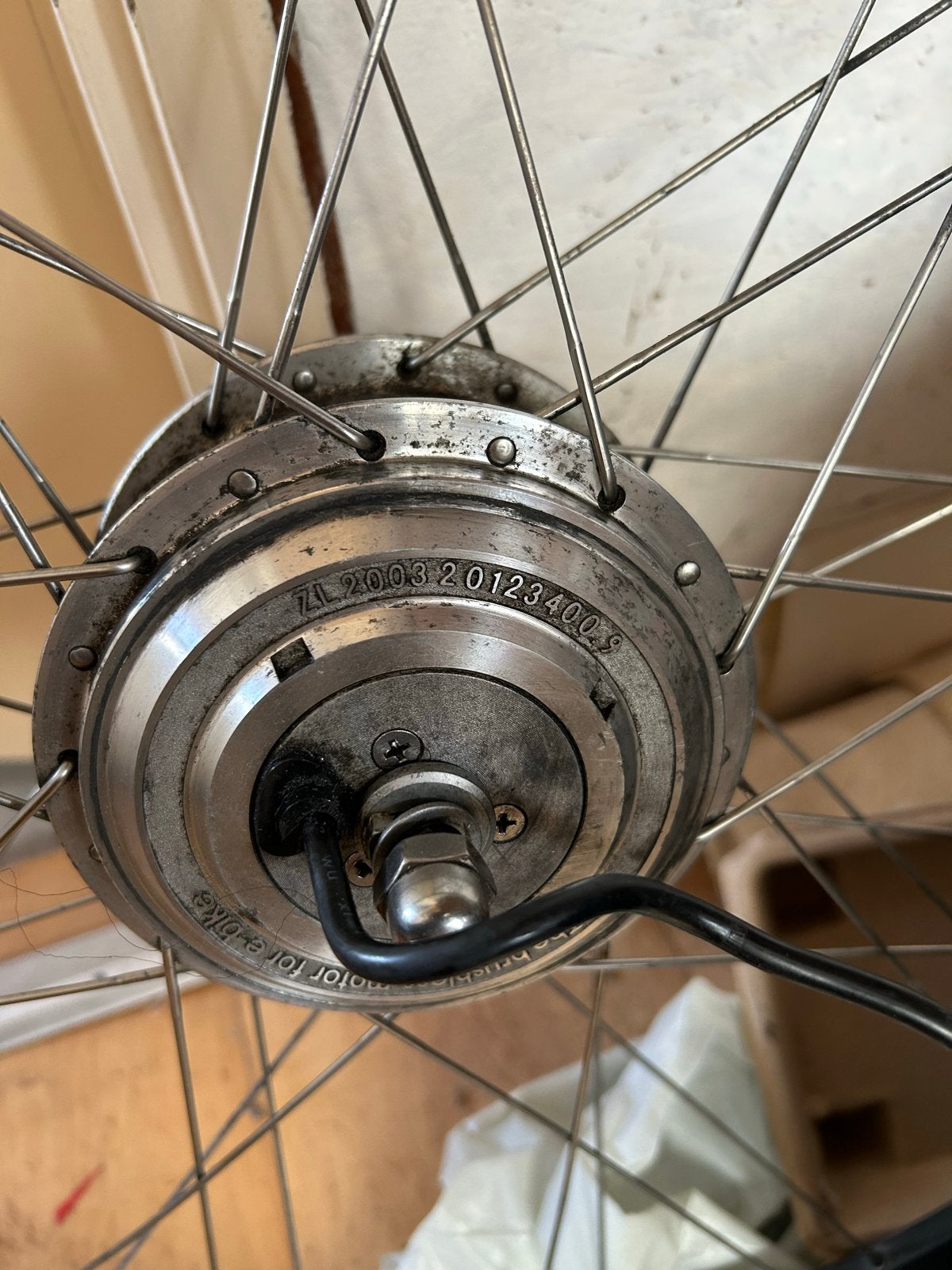 E-bike onderdelen: motor, accu, controller, bagagedrager, Fietsen en Brommers, Fietsonderdelen, Gebruikt, Motor, Aluminium, Ophalen