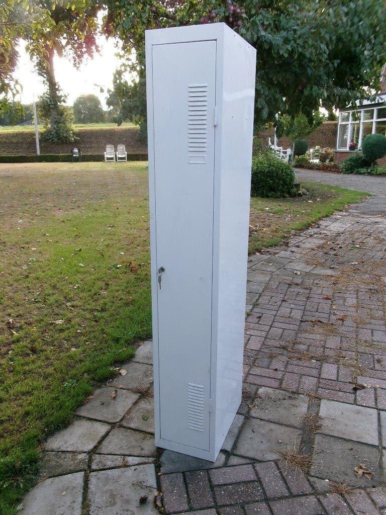 lockerkast, Ophalen, Zo goed als nieuw