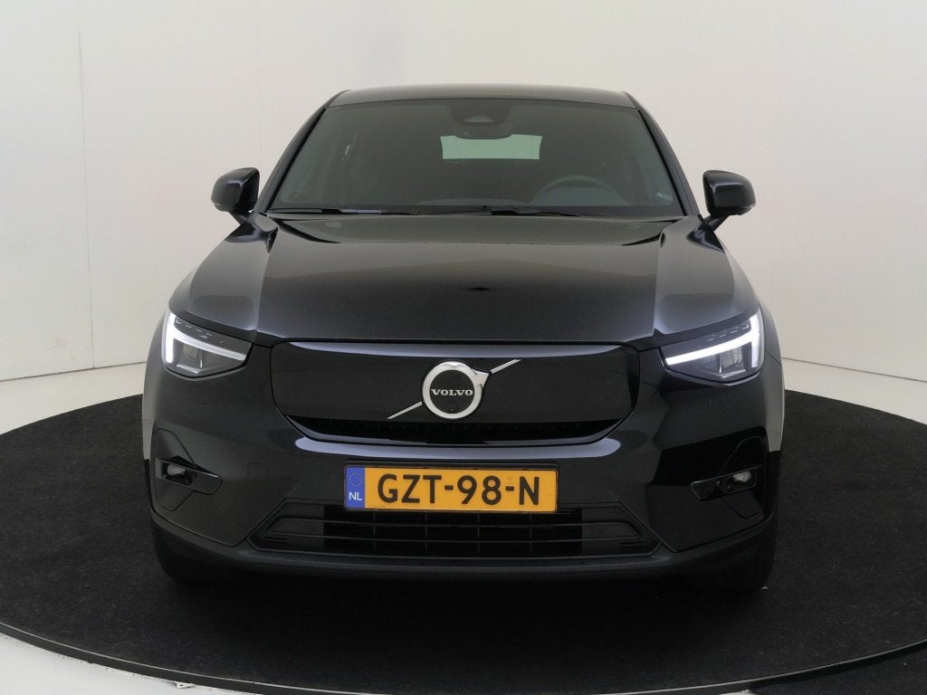Volvo C40 Extended Ultimate Dark 82 kWh | Stoelverwarming |, Auto's, Volvo, 12 maanden, 82 kWh, Zwart, Origineel Nederlands