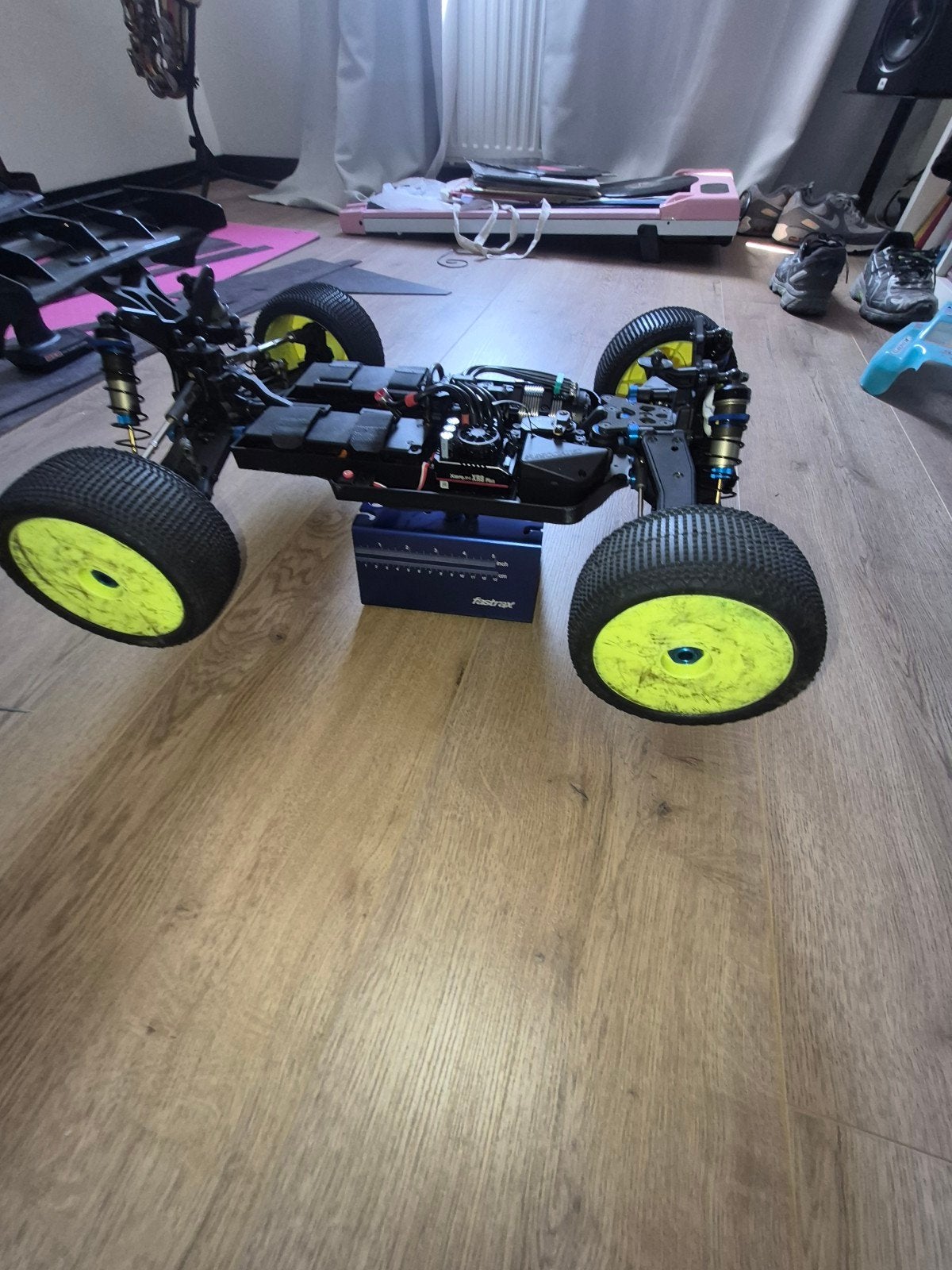 Team Associated RC8T4e complete hobby race klaar, Elektro, Gebruikt, Auto offroad, Ophalen of Verzenden