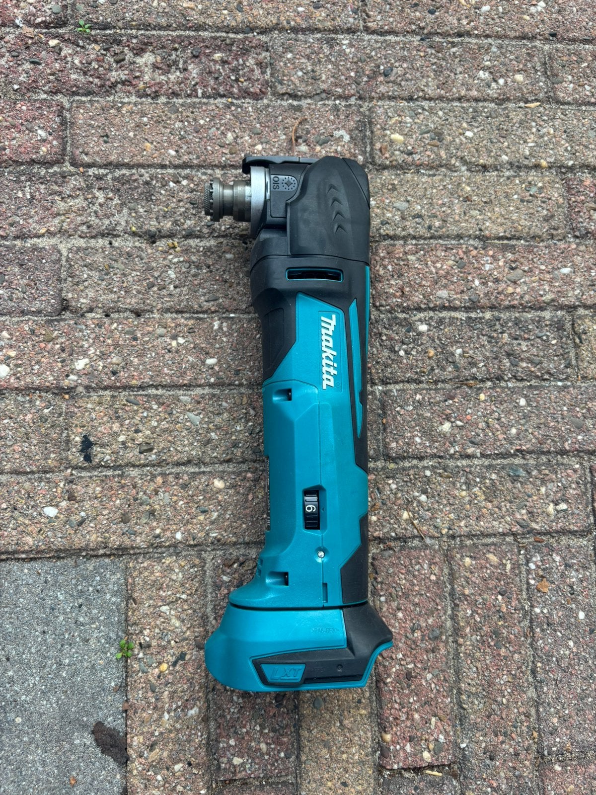 Makita multitool, Ophalen of Verzenden, Zo goed als nieuw, Minder dan 700 watt, Overige typen