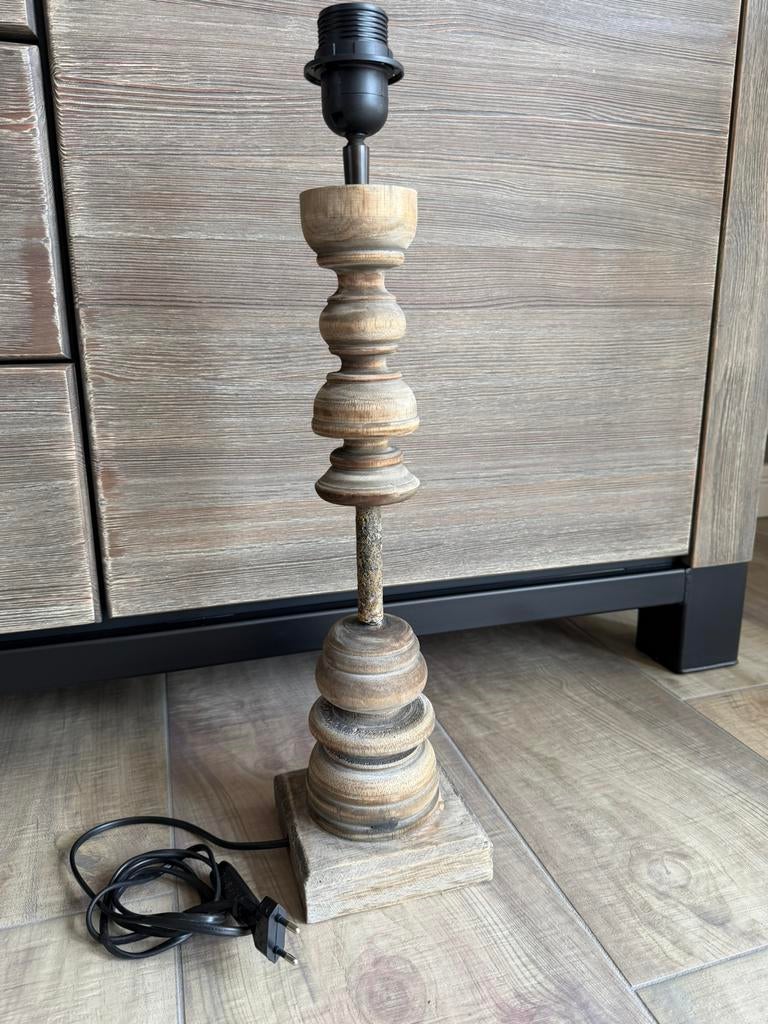 Nieuwstaat pinakel lampenvoet schemerlamp hout vergrijsd, Ophalen of Verzenden, Zo goed als nieuw, Hout