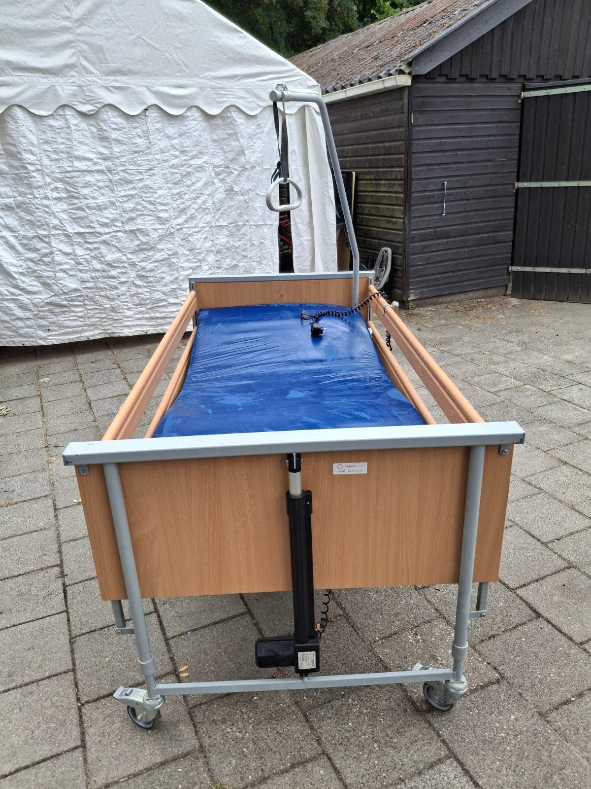 Verstelbaar ziekenhuisbed / hoog-laag bed, 90 cm, Eenpersoons, Bruin, Ophalen of Verzenden