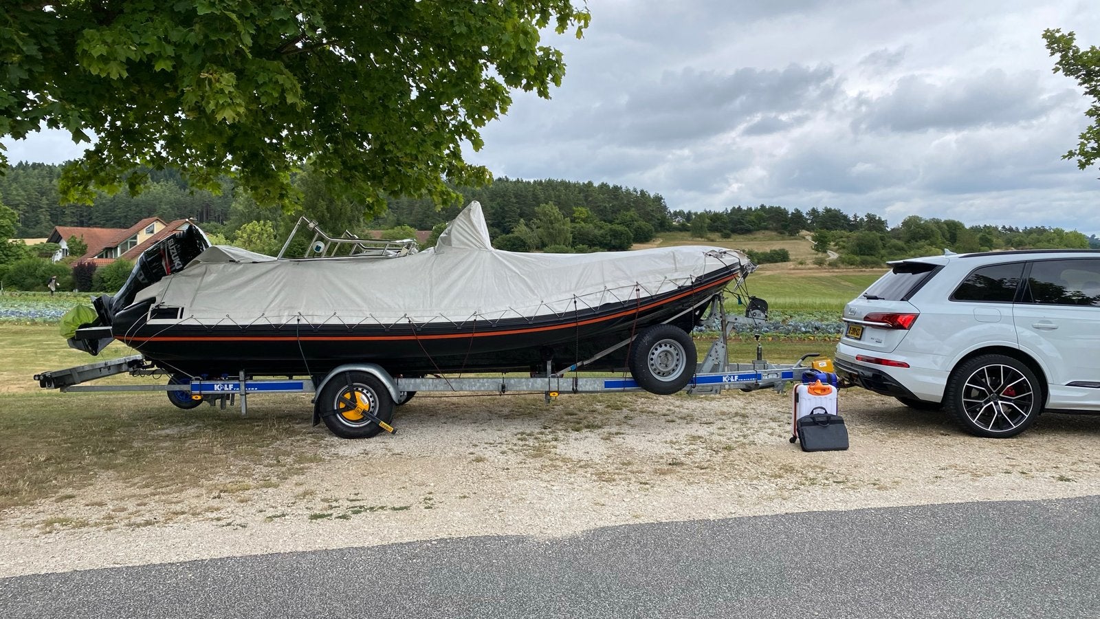 Foto 18 van ZAR Formenti 57 Well Deck met Suzuki DF150 en KALF trailer