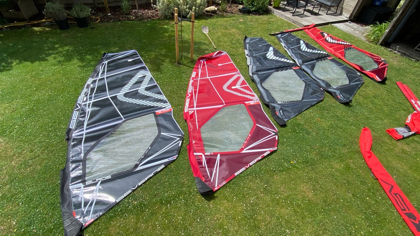 Severne Winds Zeilen S1 en gorilla Masten, Watersport en Boten, Windsurfen, Ophalen, Met zeil(en), Gebruikt, 3.5 tot 5 m²