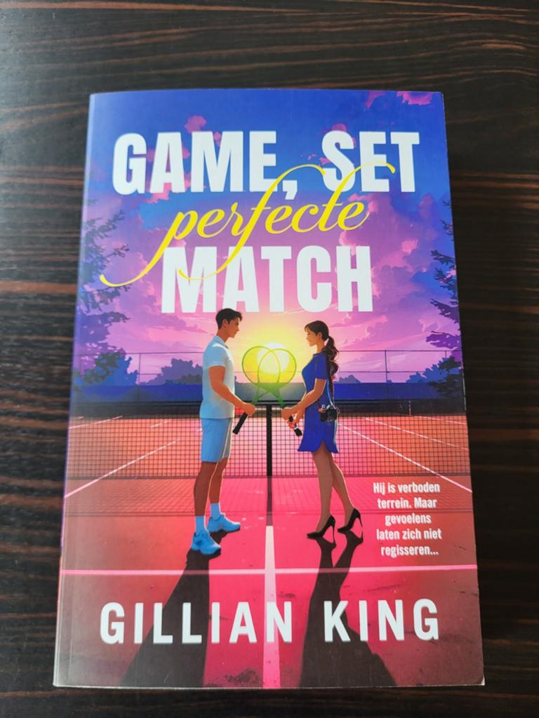 Gillian King - Game, set, perfecte match, Boeken, Ophalen of Verzenden, Zo goed als nieuw, Gillian King