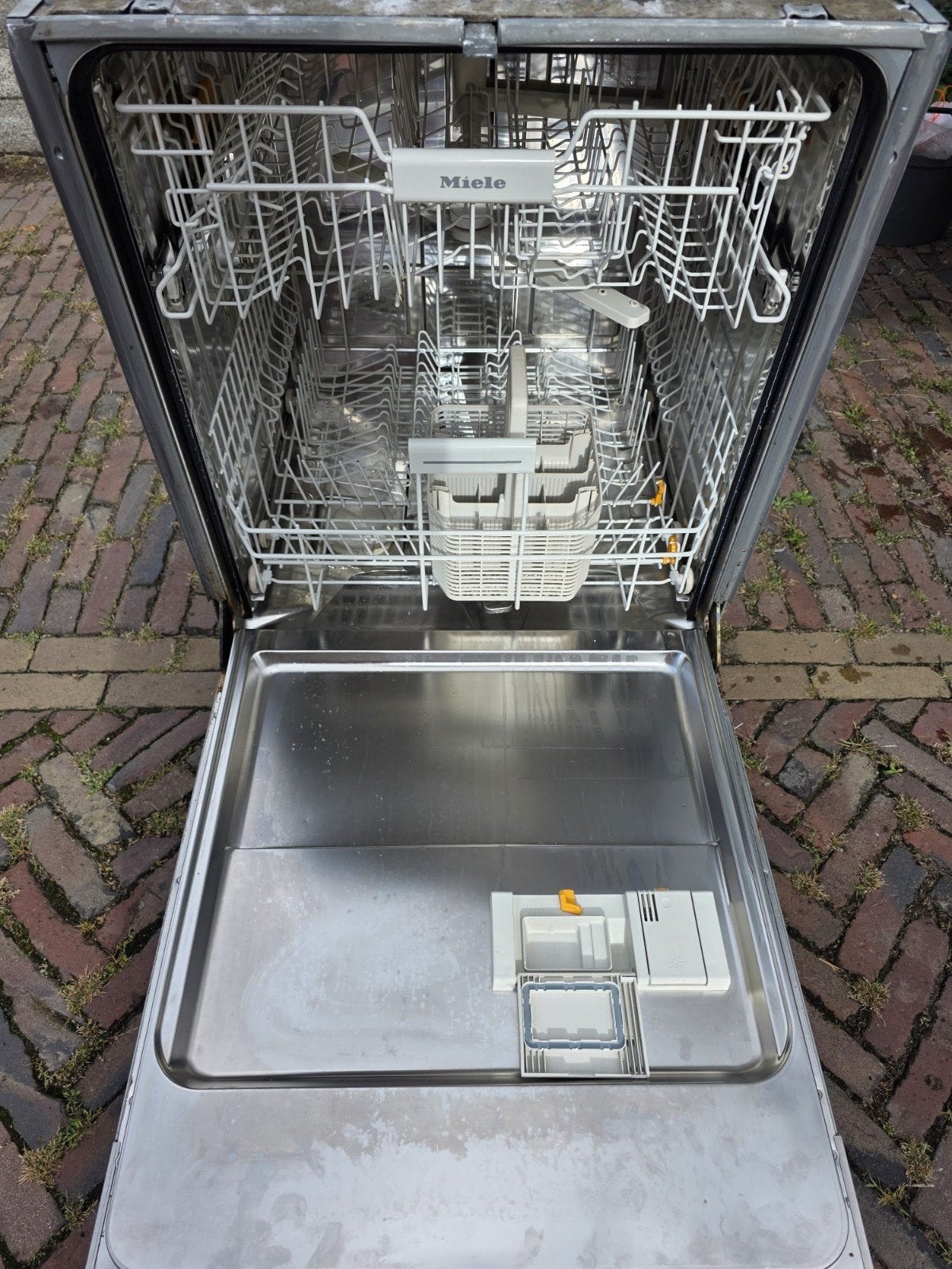 nette Miele inbouw vaatwasser, Ophalen, Minder dan 85 cm, Inbouw, 45 tot 60 cm