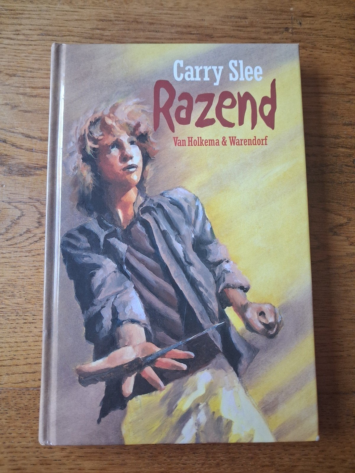 Razend - Carry Slee (Jeugdboek), Ophalen of Verzenden, Gelezen, Carry Slee, Fictie