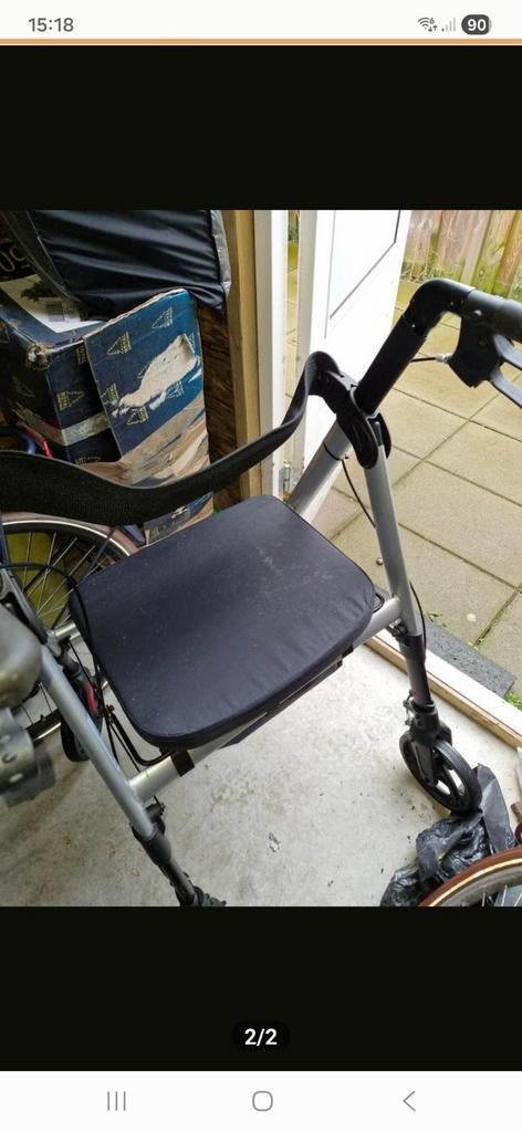 Extra sterke en brede rollator, Ophalen